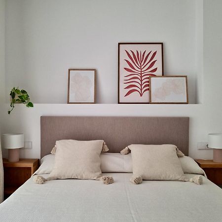 Bonito Apartamento De 2 Habitaciones Cerca De La Estacion Joaquin Sorolla Valencia Eksteriør billede